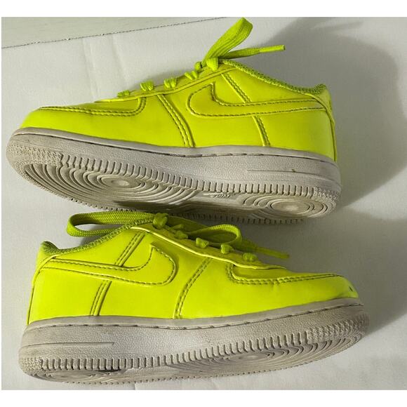NIKE Toddler Air Force 1 Neon Yellow Sneakers-Patent Leather-Size 9C - Picture 3 of 7